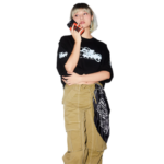 ⁦SkinArma - Spunk 20W PD Wireless 5000mAh Power Bank - Orange⁩ - الصورة ⁦3⁩